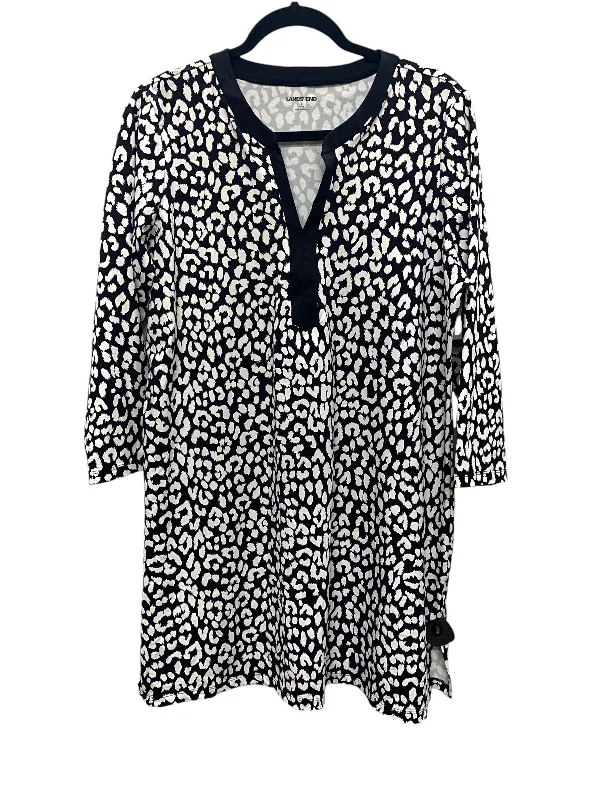 Dress Casual Short By Lands End In Black & White, Size: L