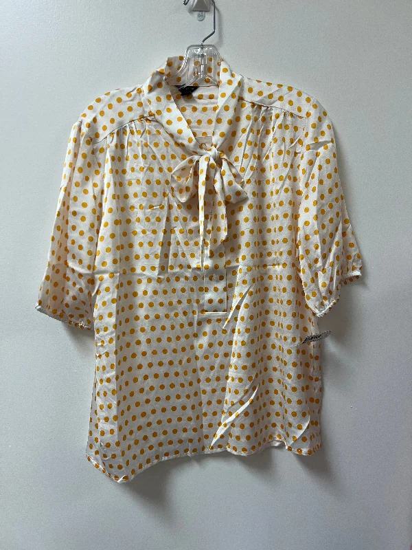 Top Short Sleeve By Ann Taylor In White & Yellow, Size: M